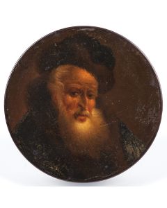 Lacquered lidded keepsake box featuring three-quarter profile portrait of a Jew dressed in fur. Diameter: 4 inches. Minute loss to interior rim.