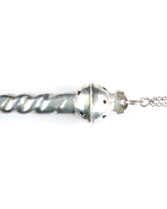 Marked “MS” at top. Length: 10.5 inches (27 cm).