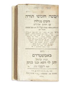 Chamishah Chumshei Torah. With Targum Onkelos on facing pages. Commentary by Rashi.