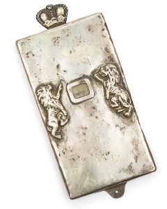 Flat, rectangular case featuring a pair of rampant lions flanking a central window for parchment and surmounted by small coronet. Length: 6 inches.
