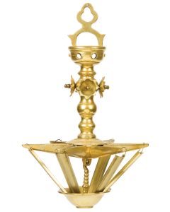 Traditional “Judenstern.” Stylized floral elements along baluster shaft from which hangs a six-channel oil-lamp further suspended with scalloped, flower-shaped drip bowl. With six (later) drip-channels. Lacking ratchet bar. Height: 15.5 inches.