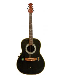 Ovation Guitar Co., Model Celebrity CC67, with case.